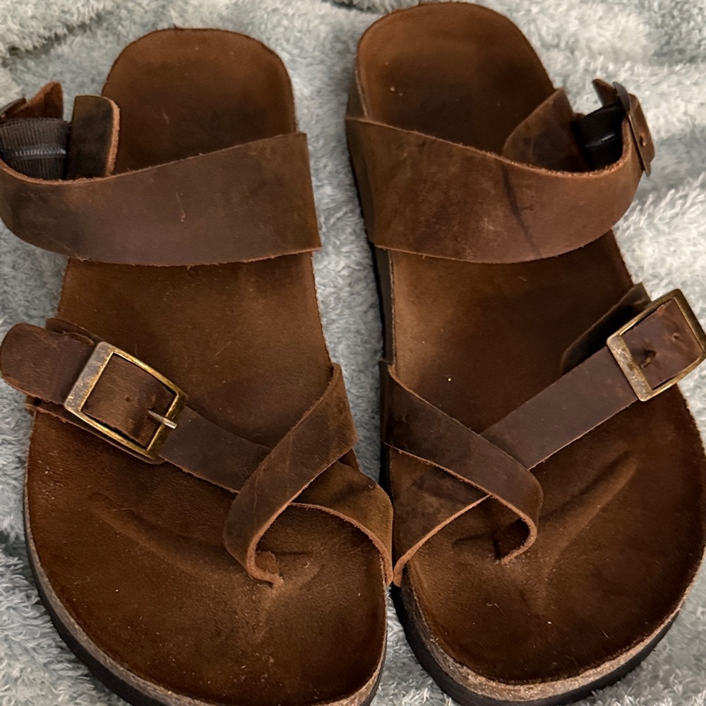 White Mountain Brown Sandals